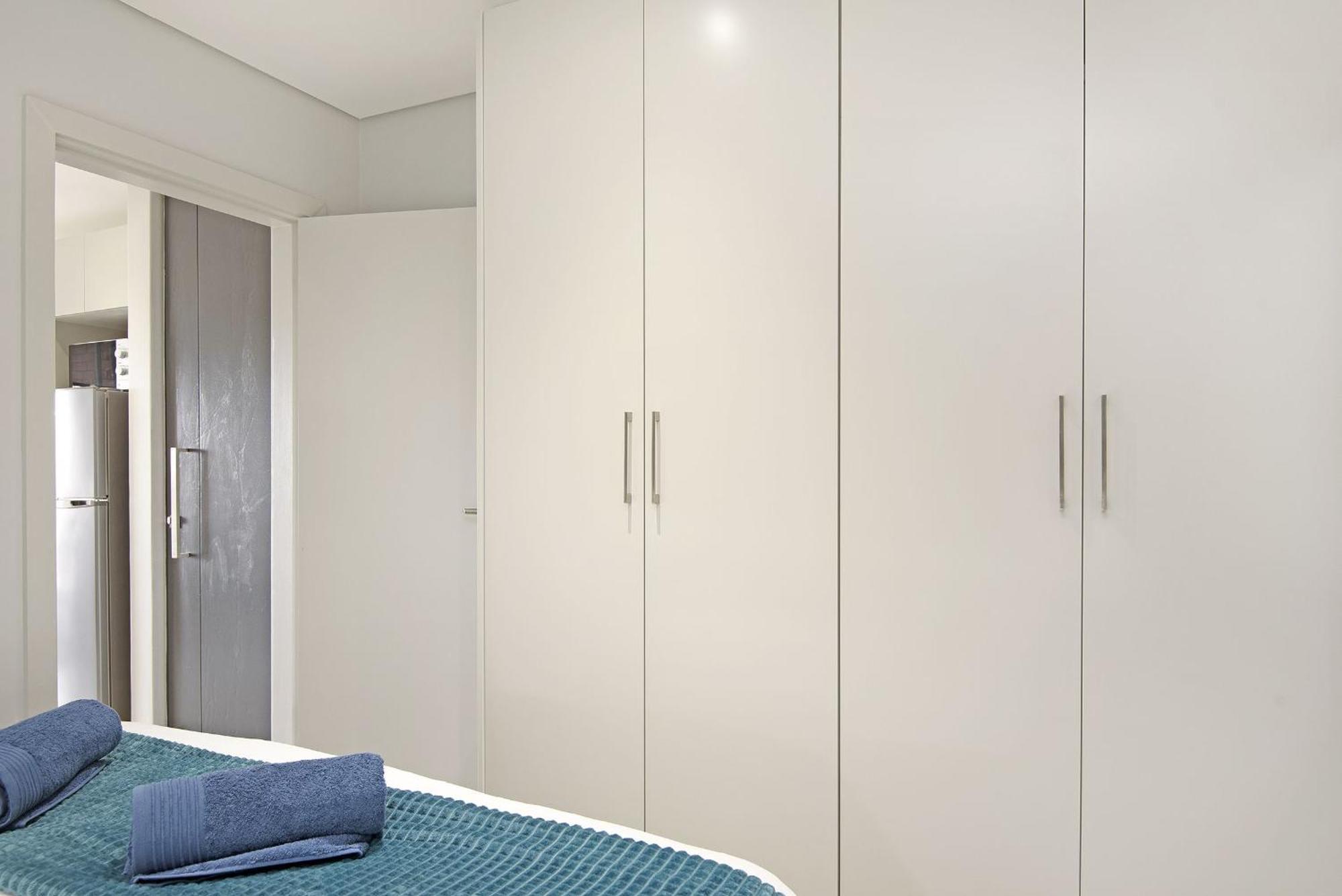 Apartment 707 At 2six2 Florida Road By Hostagents *