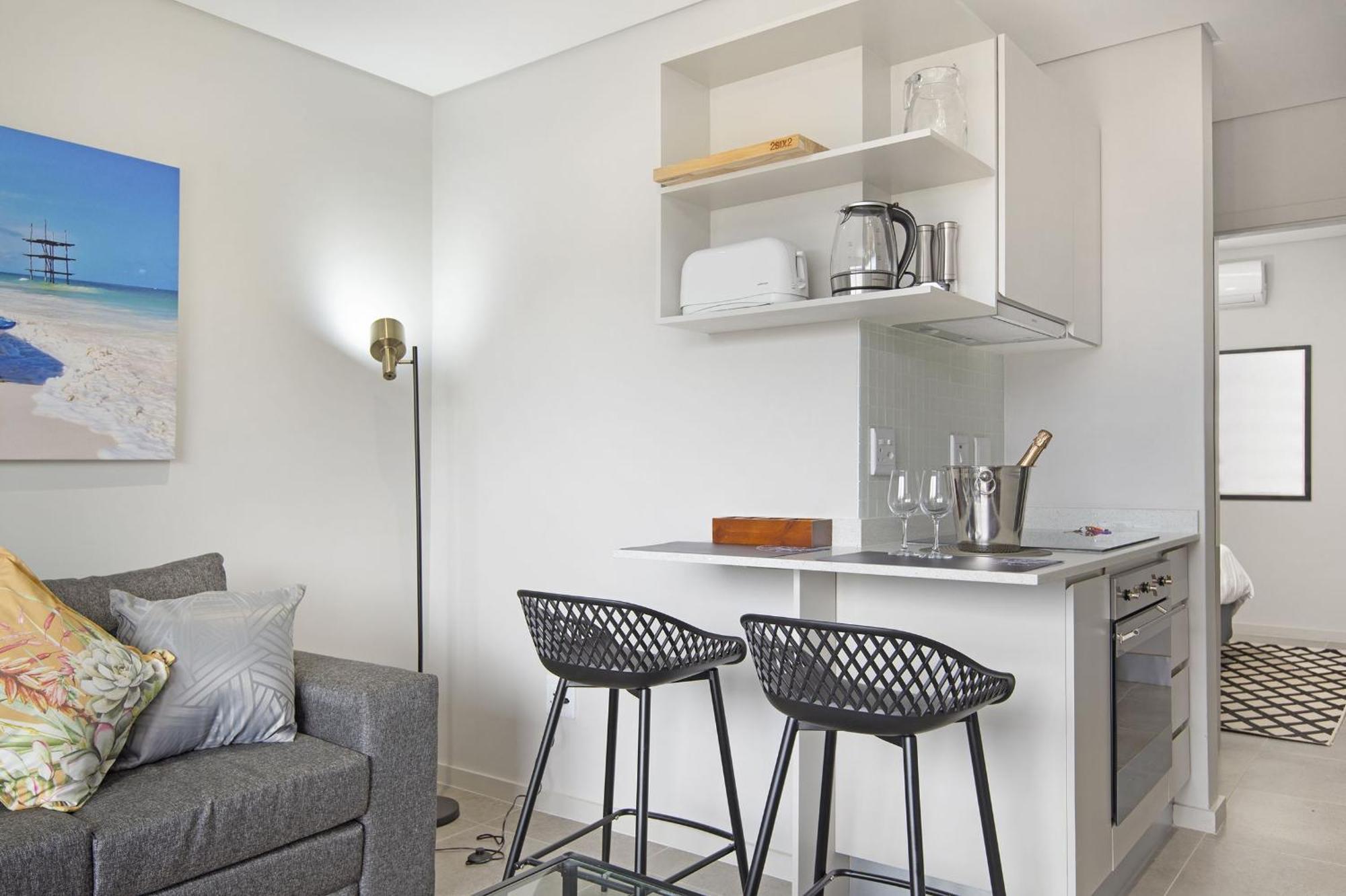 707 At 2six2 Florida Road By Hostagents * Durban