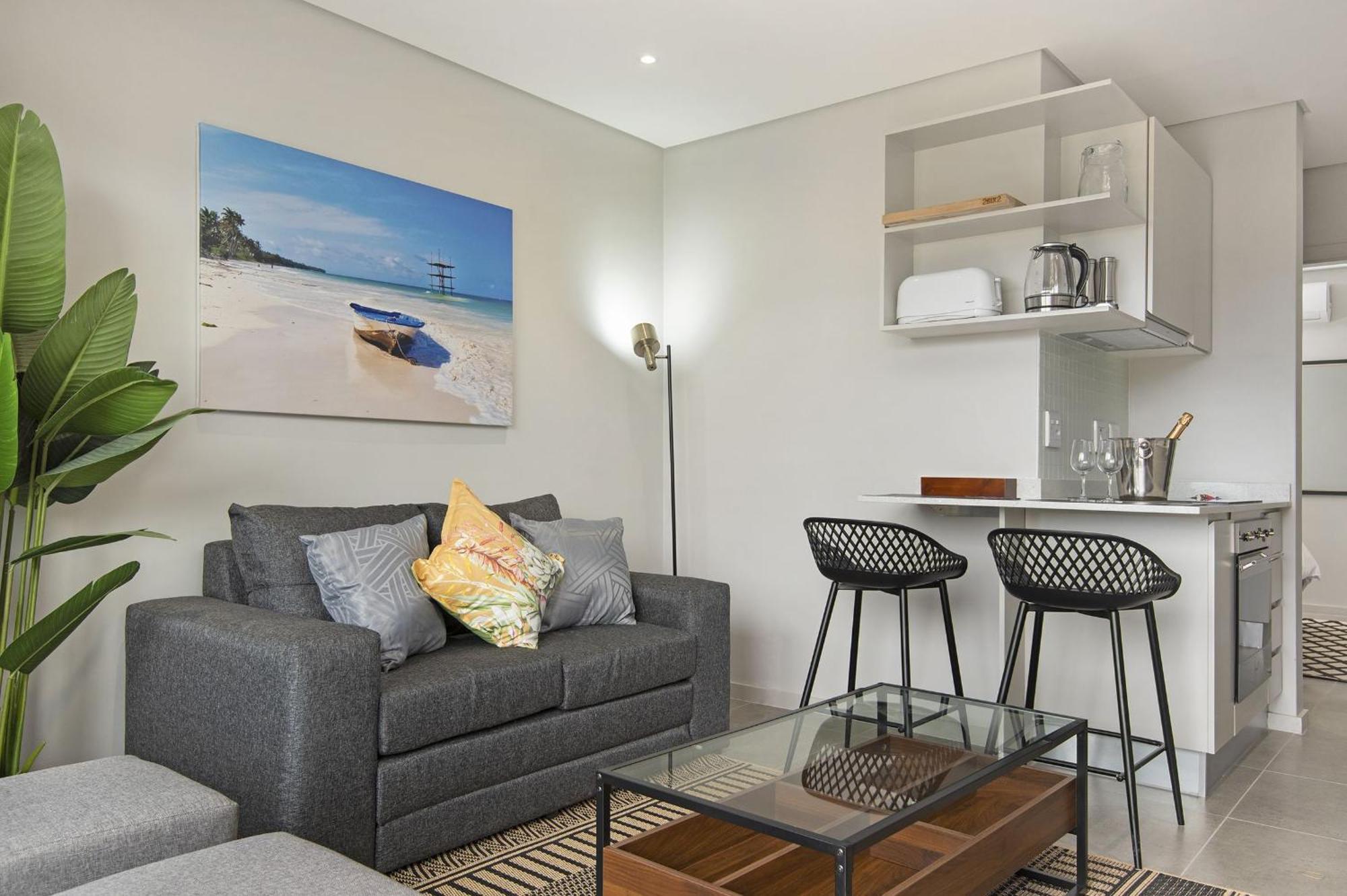707 At 2six2 Florida Road By Hostagents * Durban